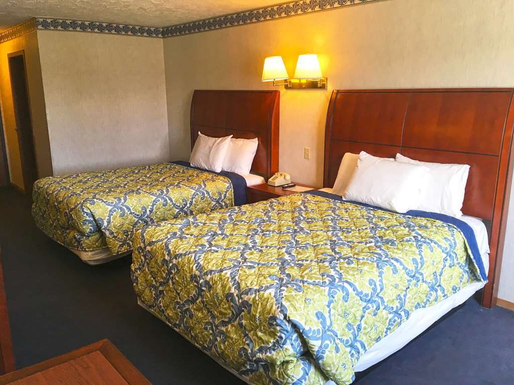 Americas Best Value Inn Of Decatur Номер фото