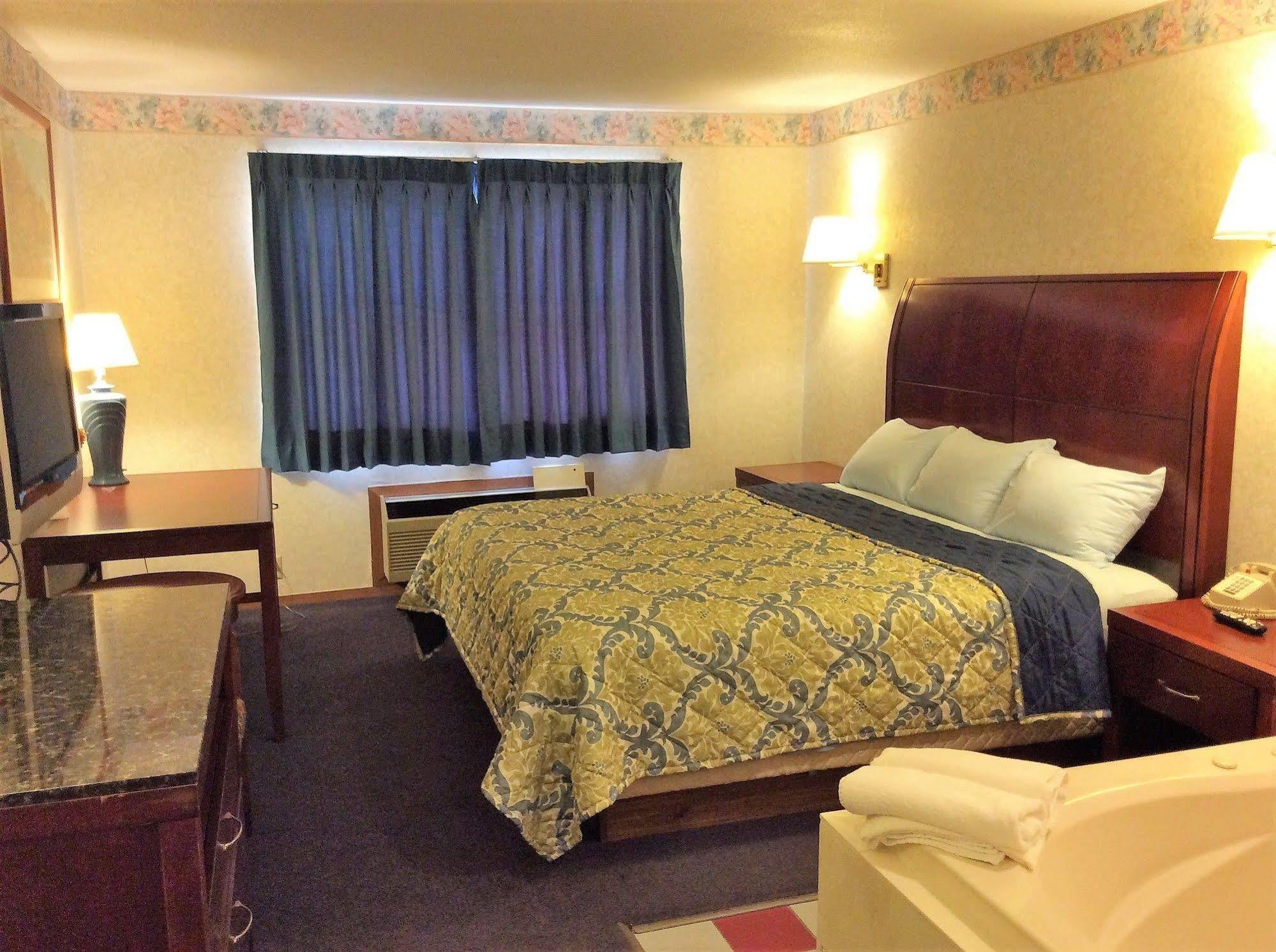 Americas Best Value Inn Of Decatur Екстер'єр фото