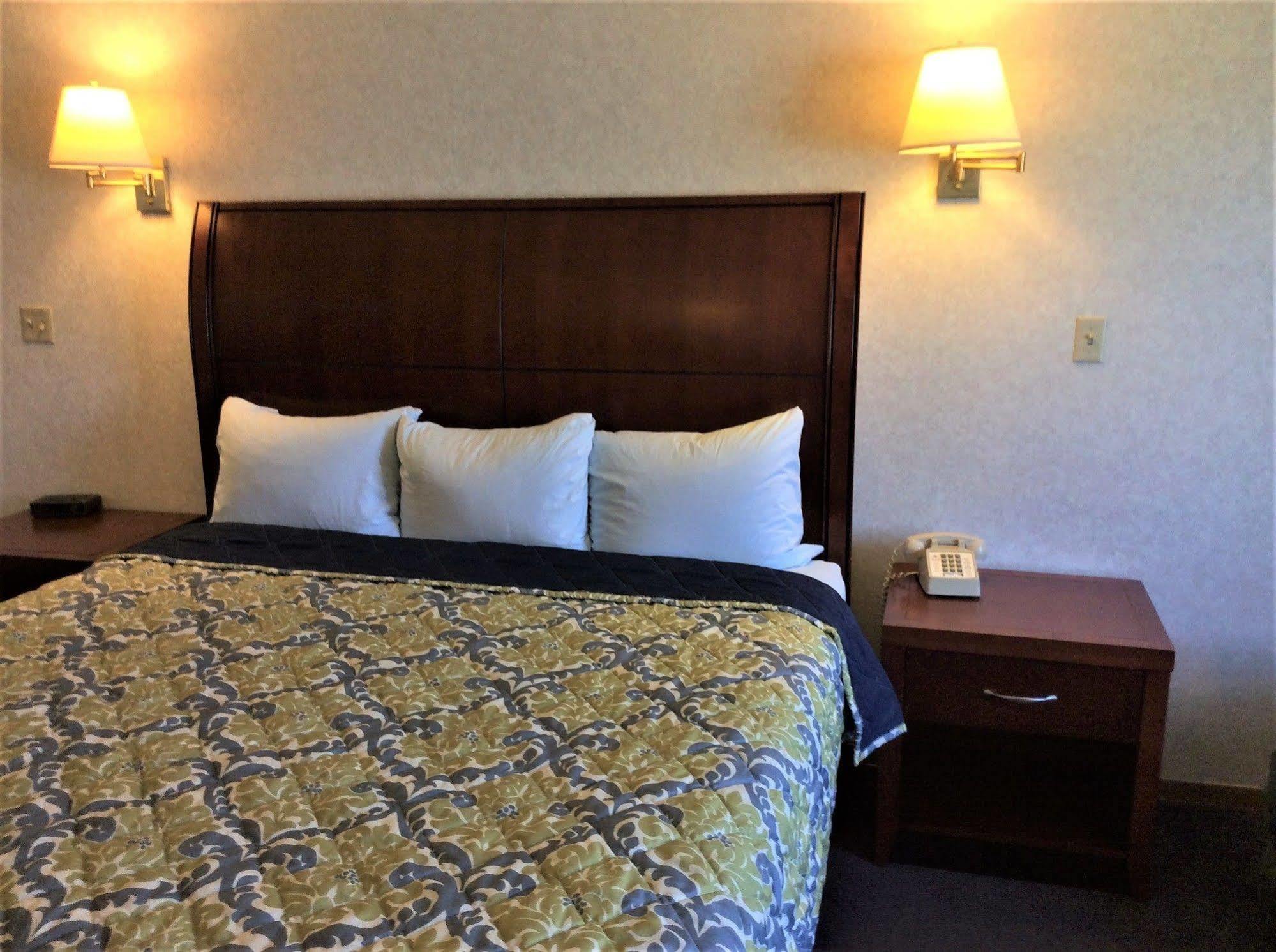 Americas Best Value Inn Of Decatur Екстер'єр фото