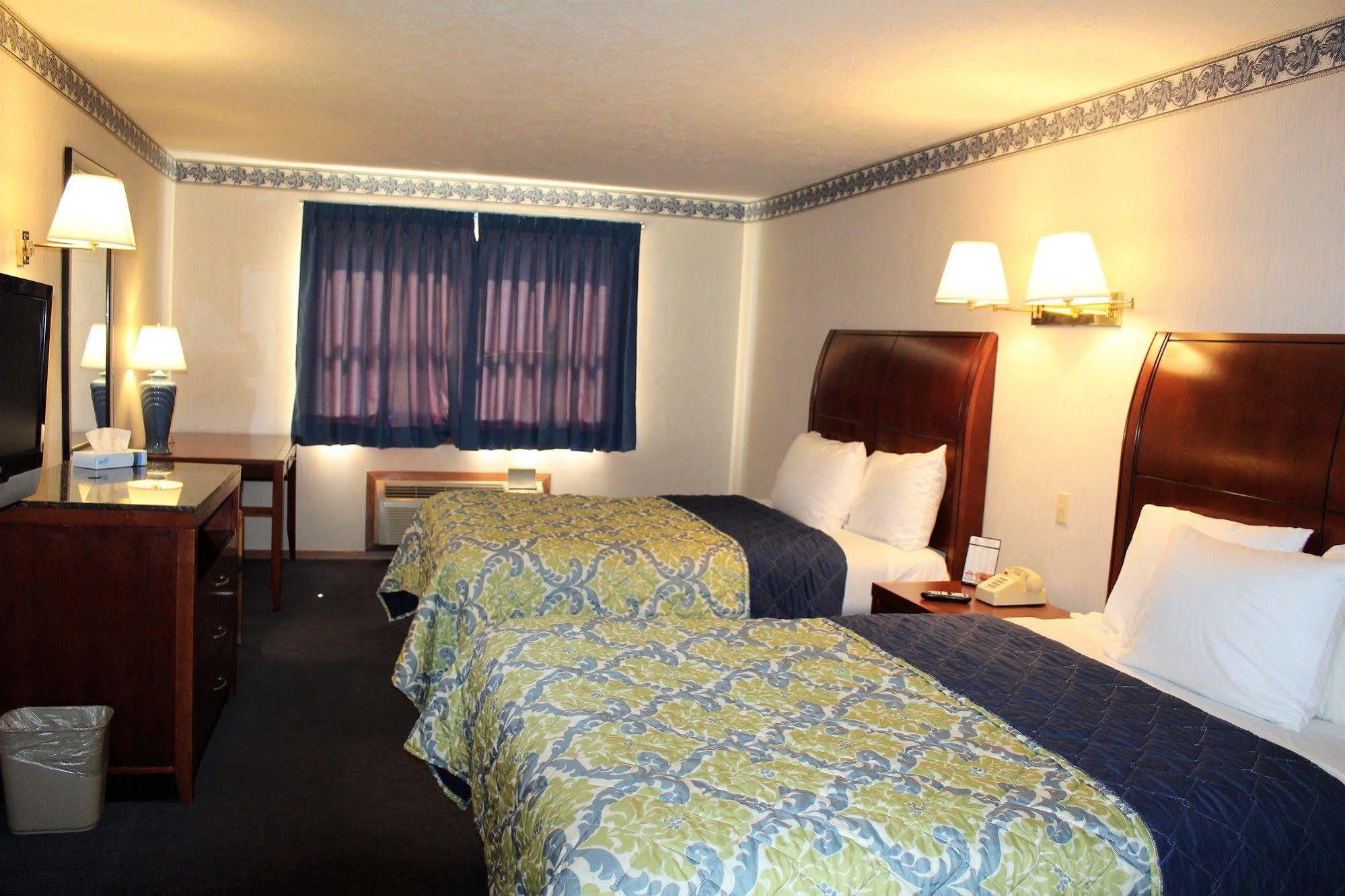 Americas Best Value Inn Of Decatur Екстер'єр фото